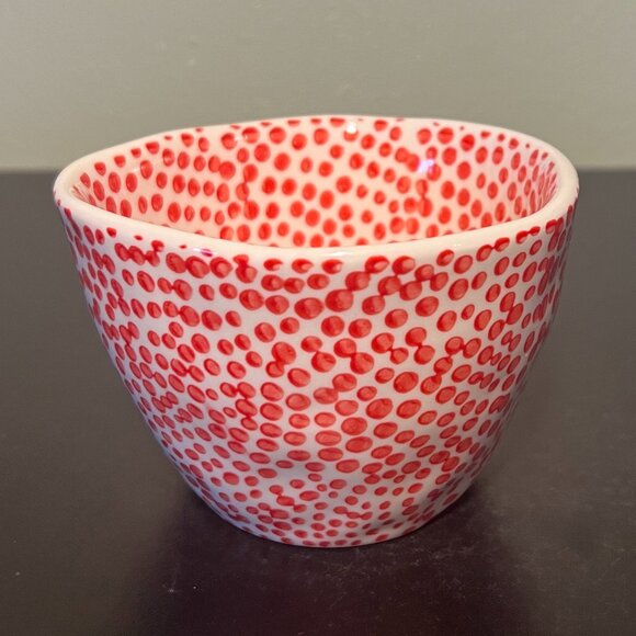 CREATIVE CO-OP Artisan Look Stoneware Mug w/ Red Dots Design & Shiny Gold Handle - Picture 3 of 11